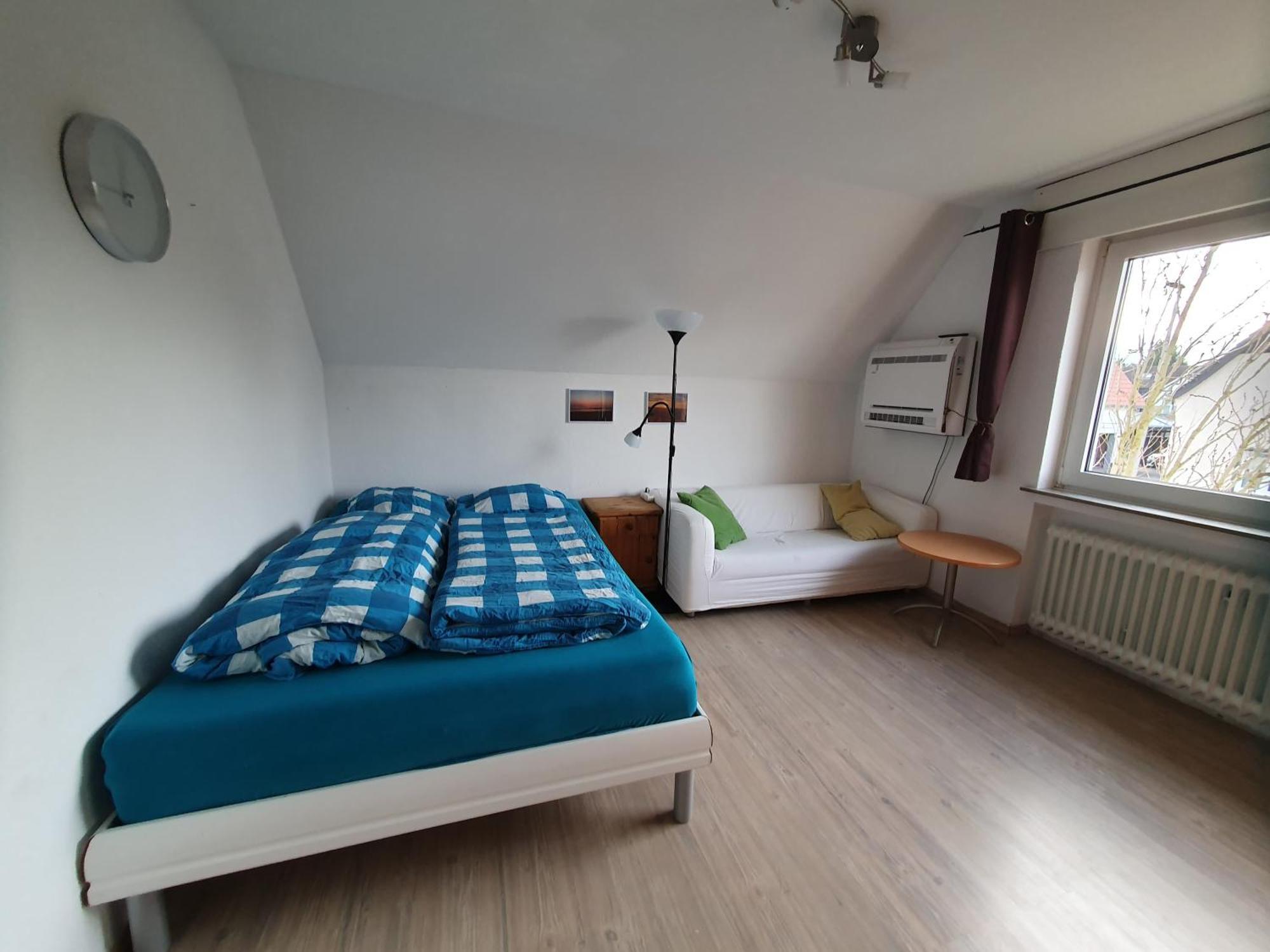 Geraeumiges Ferienhaus In Bad Salzuflen Mit Einfacher Ausstattung, Fuer Geschaeftsreisende, Gruppen Oder Familien Geeignet, 4 Schlafzimmer Экстерьер фото